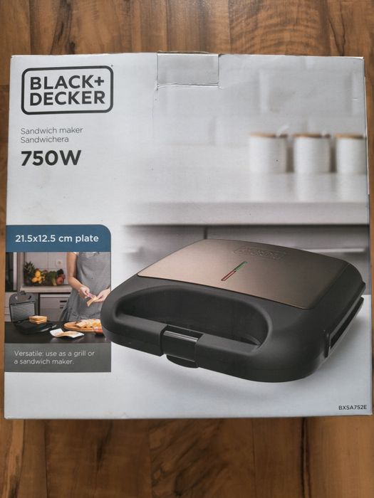 Продавам нов  уред за сандвичи  Black & Decker