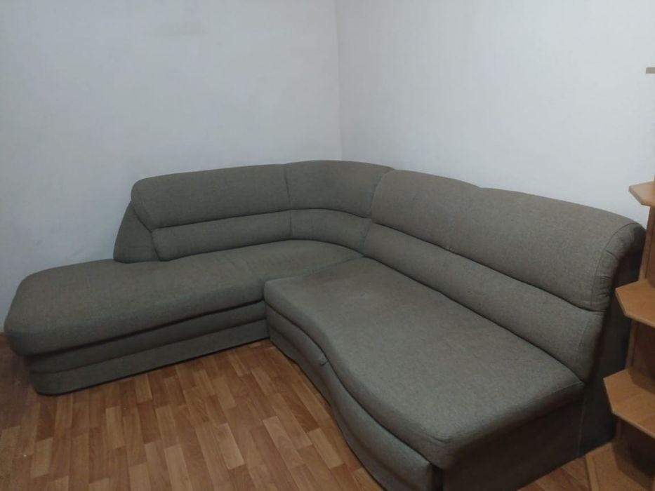 продам диван