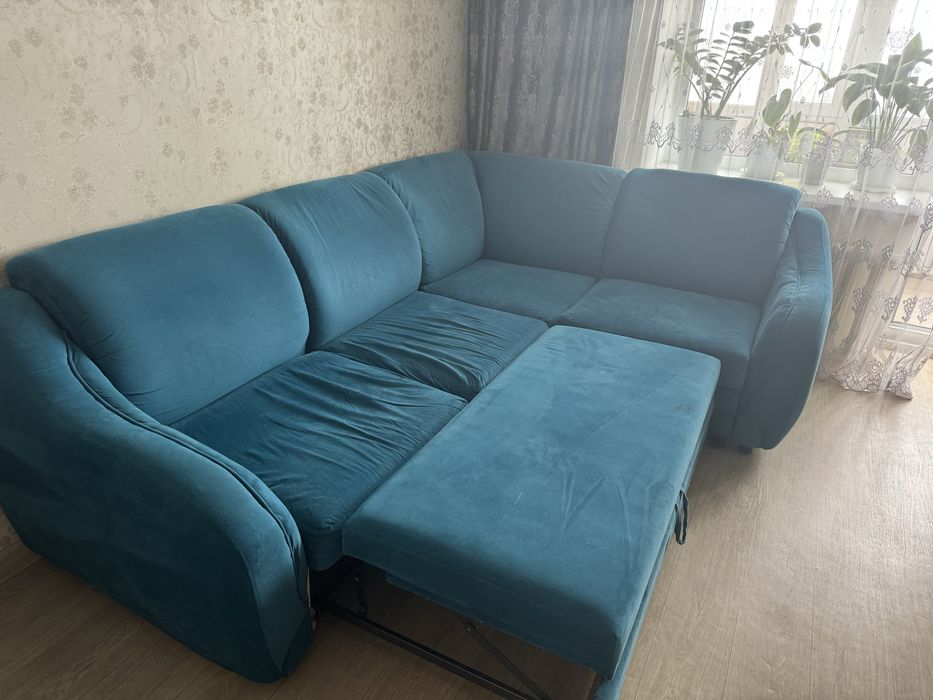 Отдам диван угловой, 260х200см