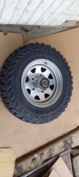 Офроуд гума YOKOHAMA GEOLANDAR M-T G003 LT 225 75 R16 джанта DOTZ 16"
