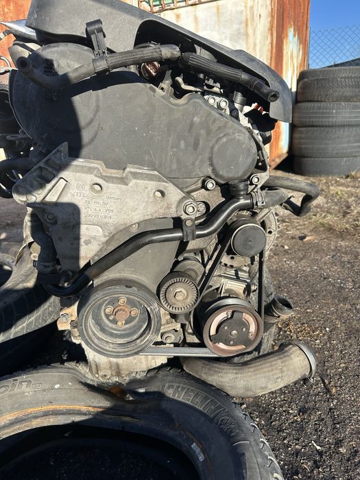 Двигател  и скоростна кутия VW/AUDI  2.0tdi 140 к.с CFFB