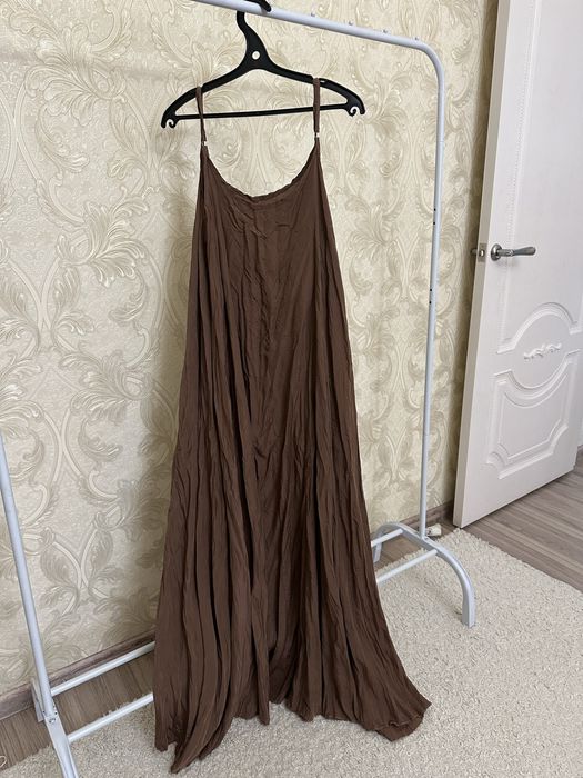 Женское платье коричневое