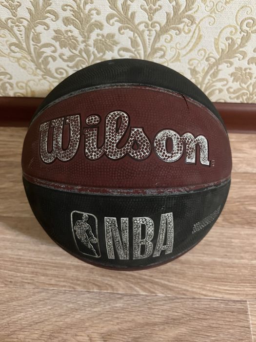 Баскетбольный мячь Wilson