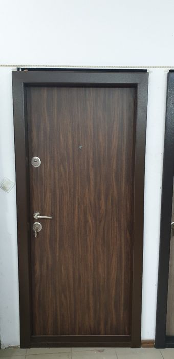 Usi  Metalice MEGA DOOR MONTAJ RAPID 24 SAU 48  ore 1420 LEI
