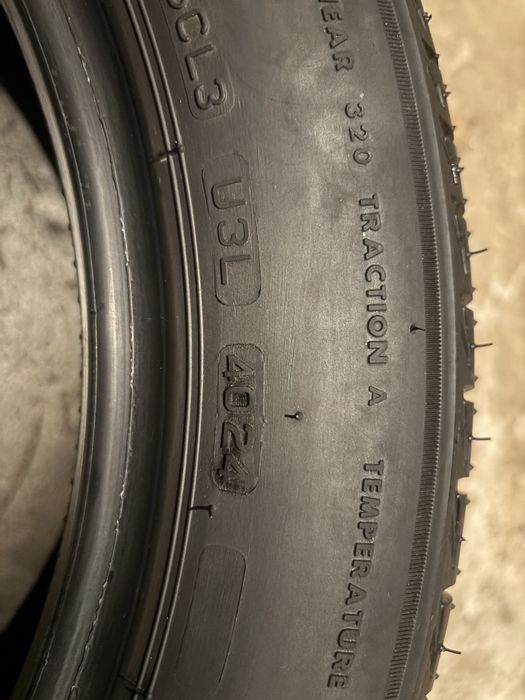 Vand 2 anvelope 195/55/16 vara brigestone dot 2024