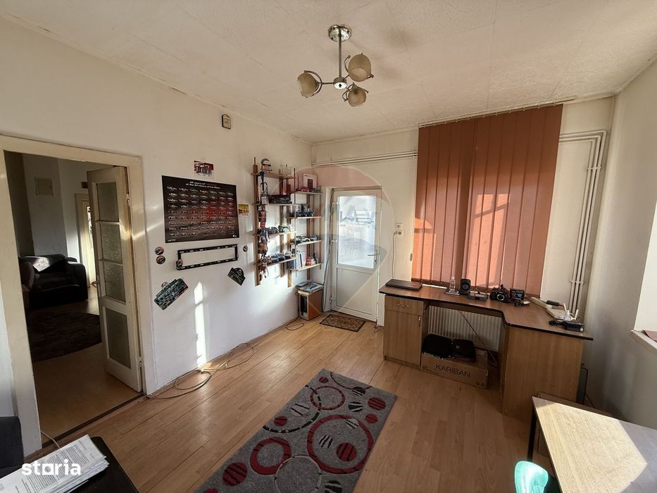 Casa de vânzare in centrul orașului Câmpulung la preț de apartament