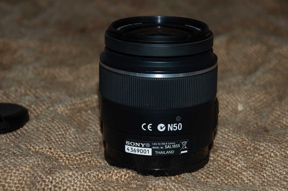 Объектив Sony SAL1855, китовый с байонетом Sony/Minolta A
