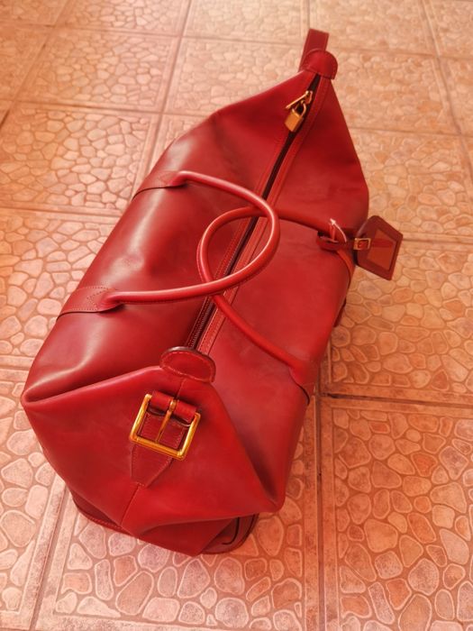 Geanta voiaj din piele naturala pentru calatorii.