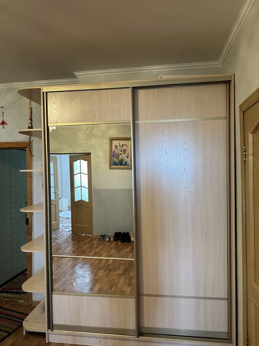 Продам шкаф купе