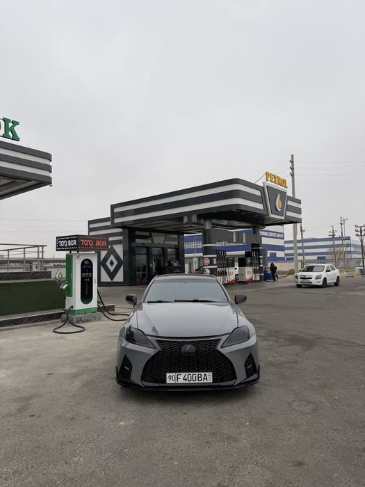 Lexus is 300  Yaponchik