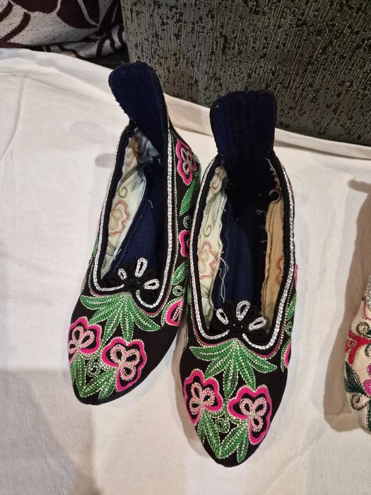 Родопски шити терлици