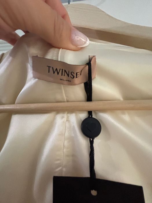 Елегантна рокля Twinset