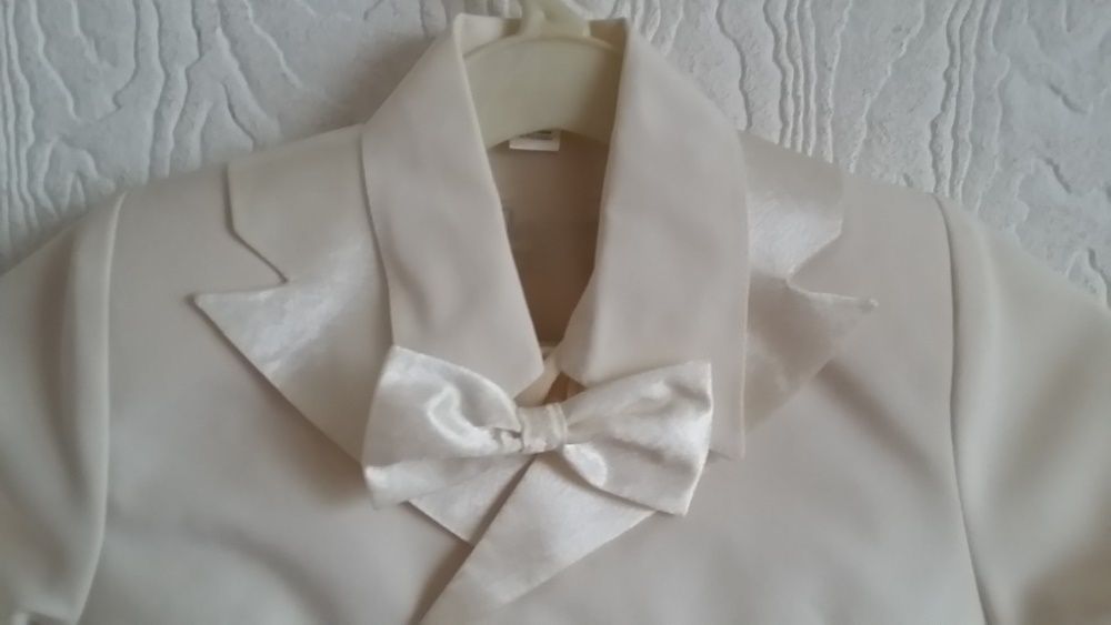 Дрехи за момче от една до пет годинки нови