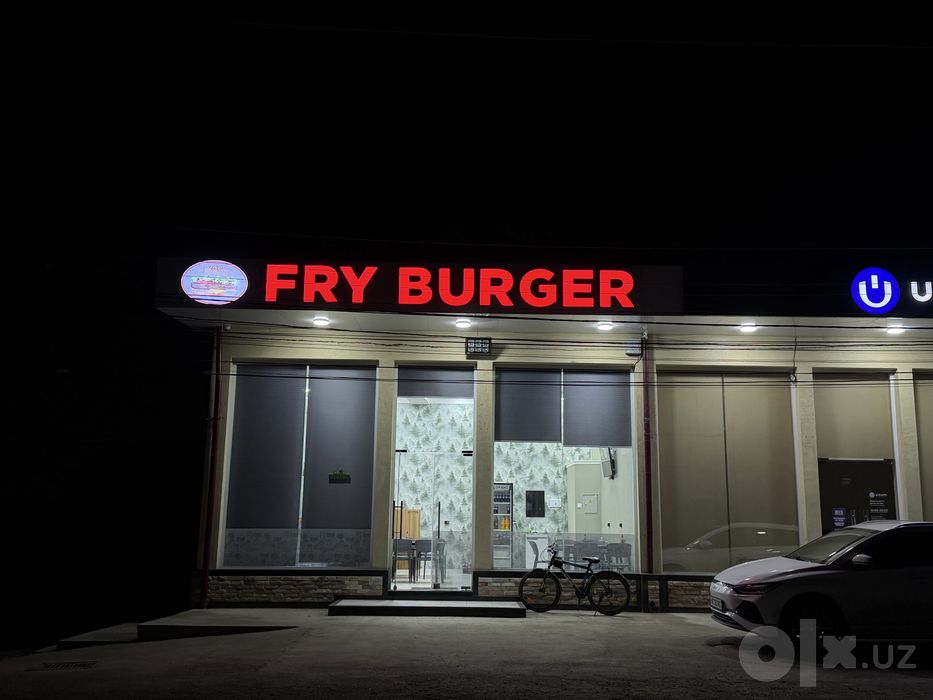 fast fud uchun reklamniy bukva sotiladi
