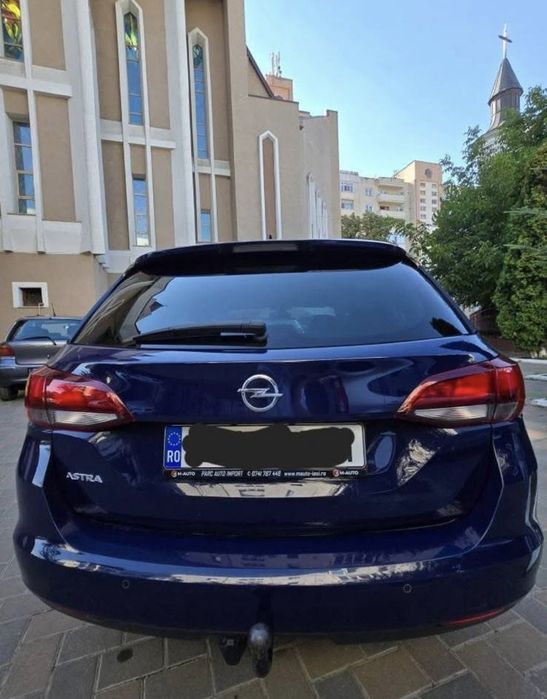 Opel astra 2018.