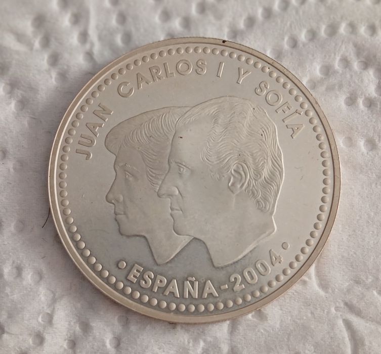 Сребърна монета.