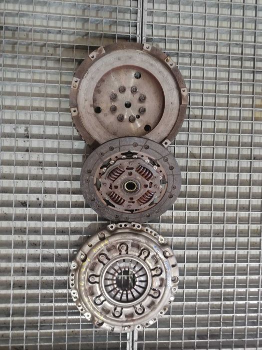 kit ambreiaj volanta masa simpla 1.6 cdri d4fe hyundai tucson tl euro 6 4x4 41100-32ab1