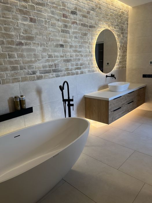 Современный дом с джакузи, летней кухней и кабинетами. 8 мин до метро