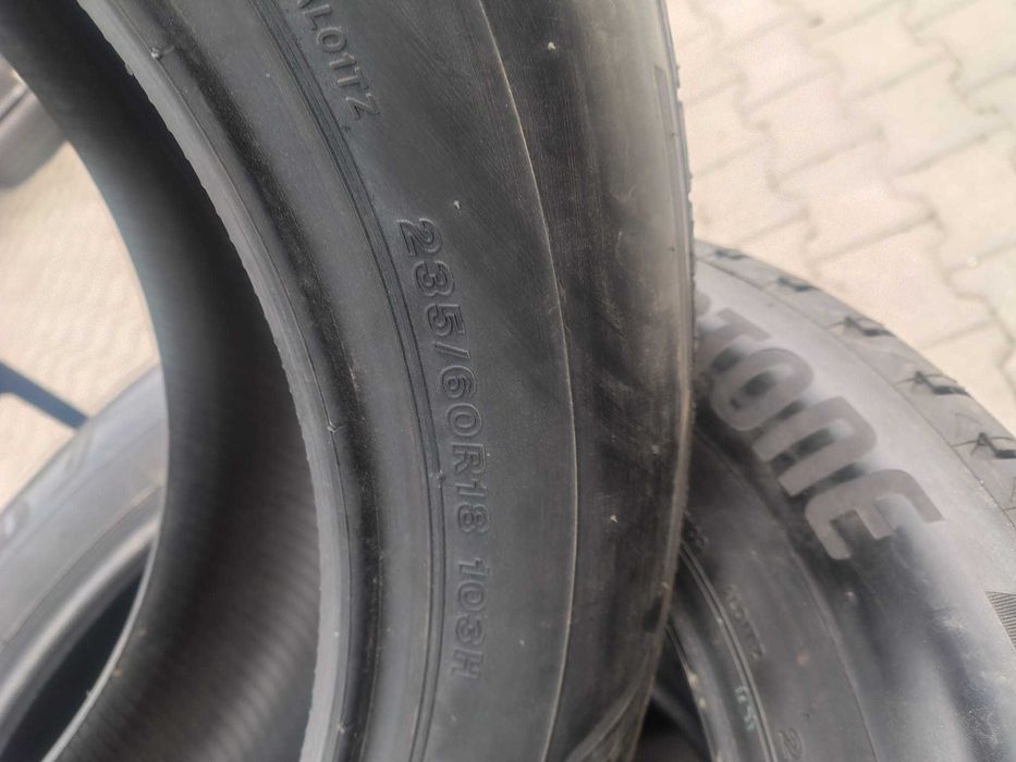 235 60 18 Anvelope Vara noi Bridgestone Alenza 001