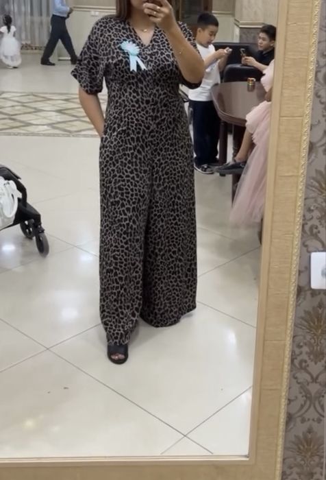 Платье для женщин