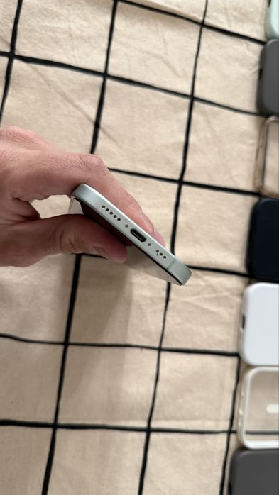 iPhone 15 128GB, 86%