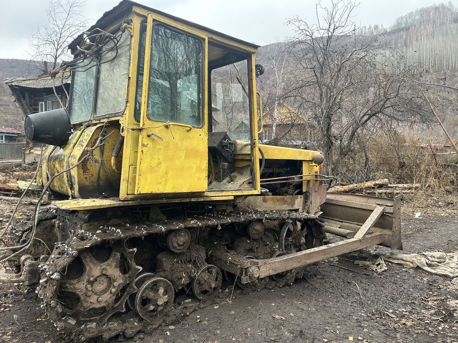 Продам трактор дт 75 бульдозер