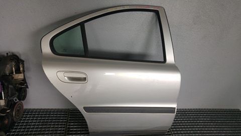 usa portiera dreapta spate volvo s60 limuzina