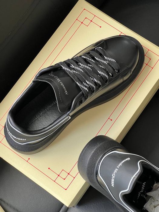 Adidasi Alexander Mcqueen noi