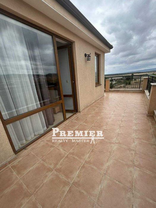 Продава се Двустаен апартамент в к.к. Слънчев бряг - 77 кв.м за 1096 €/кв.м - Снимка #10