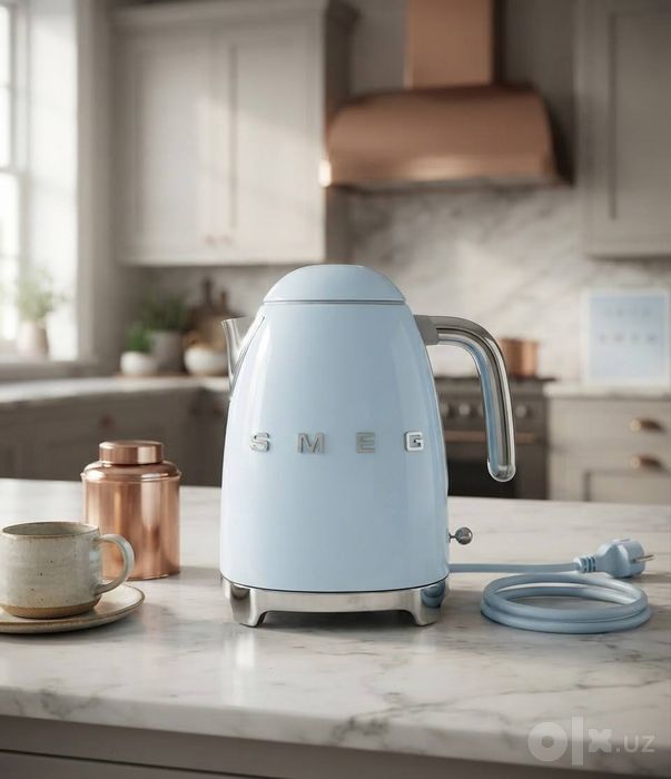 Электрический чайник Smeg