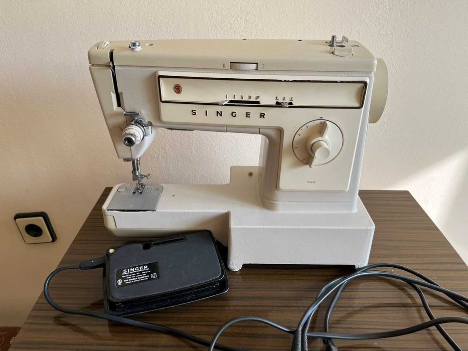 Електрическа шевна машина SINGER  522