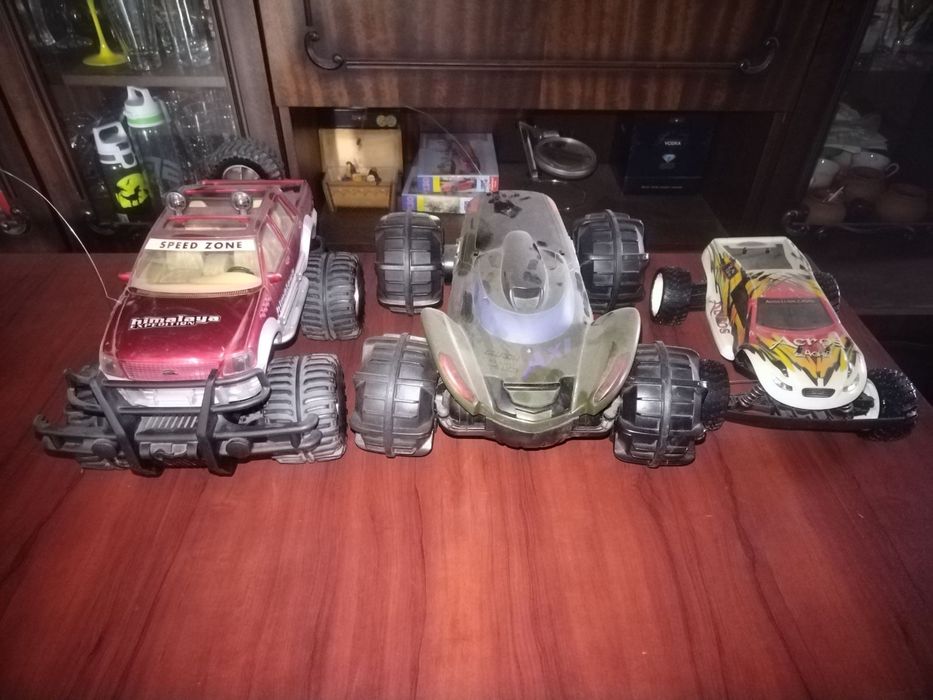 Играчки колички,