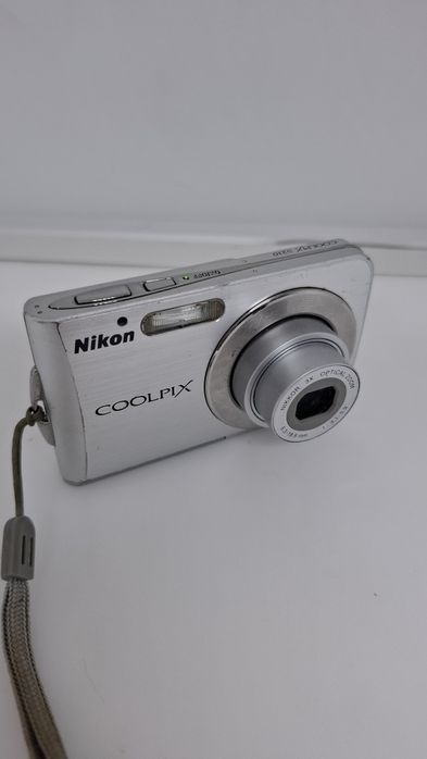 Nikon Coolpix S210 компактен дигитален фотоапарат