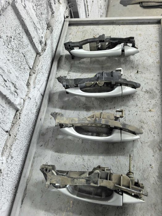 Ручки дверные с каркасам Мерседес 211