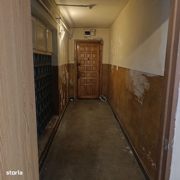 Apartament 3 cam dec Craiovita,zona Orizont 9/10 CT,apa separata lift