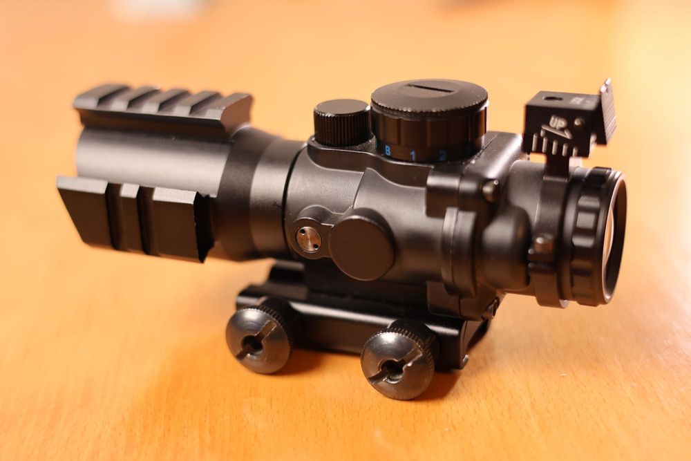 Прицел  Theta Optics, 4 x 32