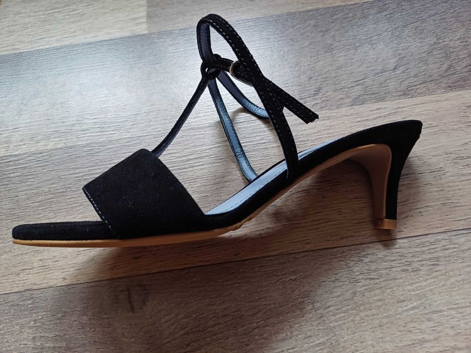 Sandale Anna Cori, de piele intoarsa