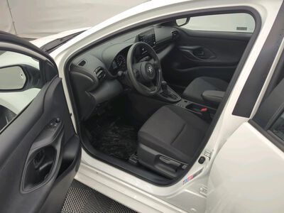 Toyota Yaris Toyota Yaris 1.5HYBRID 115CP