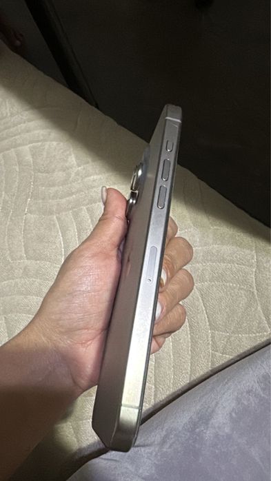 Продам Айфон 15 про Макс