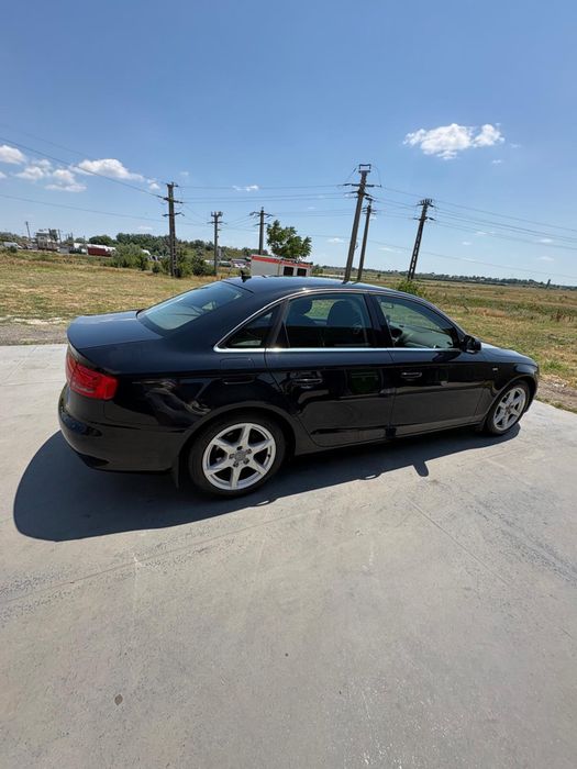 Vând AUDI A4 B8 SLINE  2011