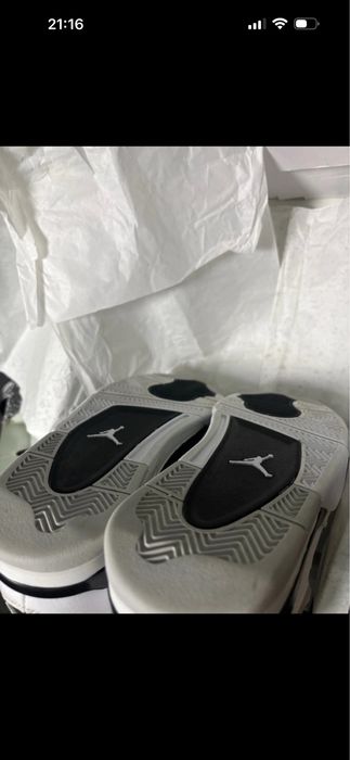 Air Jordan 4 Retro Military Black