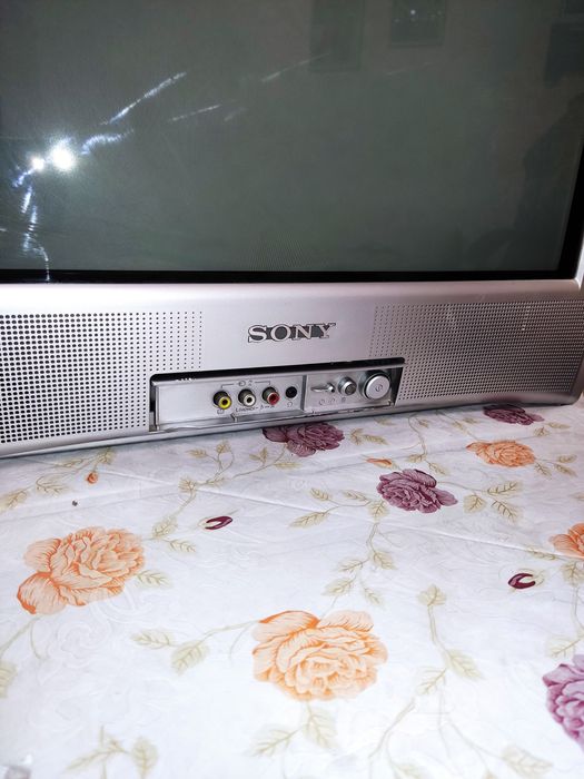 Телевизор Sony диагональ 52см