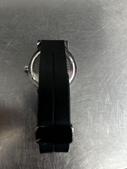 Продаю казино часы