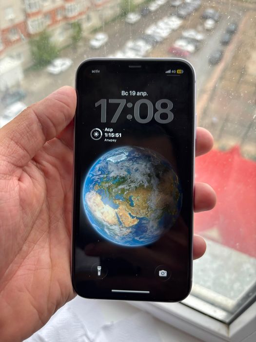 Продается айфон 11