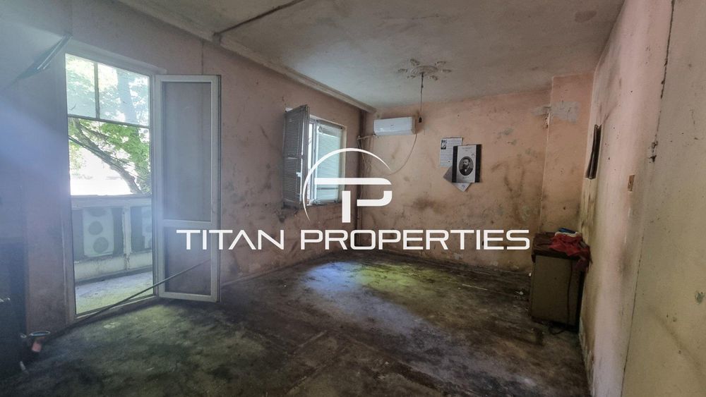 Продава се Тристаен апартамент в Пловдив, Кючук Париж - 93 кв.м за 1237 €/кв.м - Снимка #4