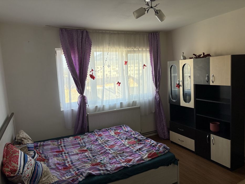 Apartament de închiriat