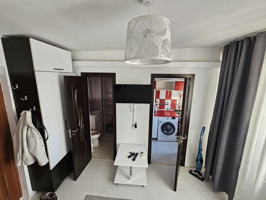 Proprietar, inchiriez garsoniera vest str. Eremia Grigorescu