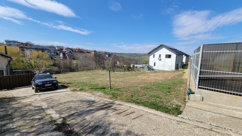 Teren Copou - Breazu - Rediu 1015 mp Intravilan Vecini toti cu case