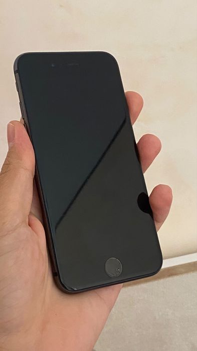 Iphone 8/64gb eac