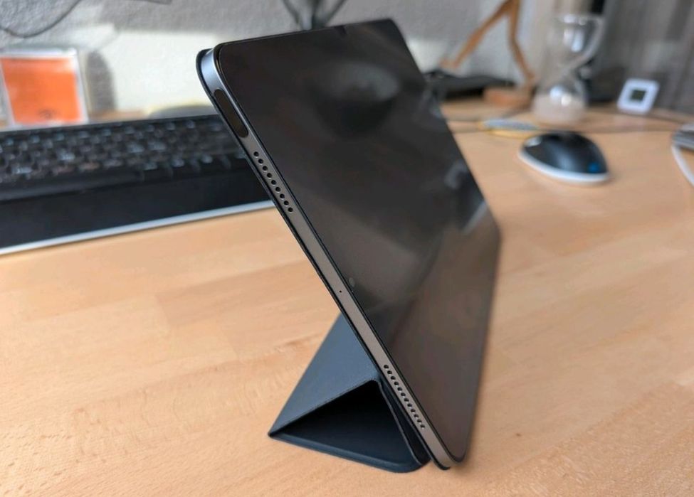 Ipad Air 5 vand sau schimb cu Iphone